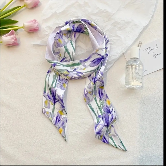 Floral Patterned Silk Scarves - Picture 7 of 8